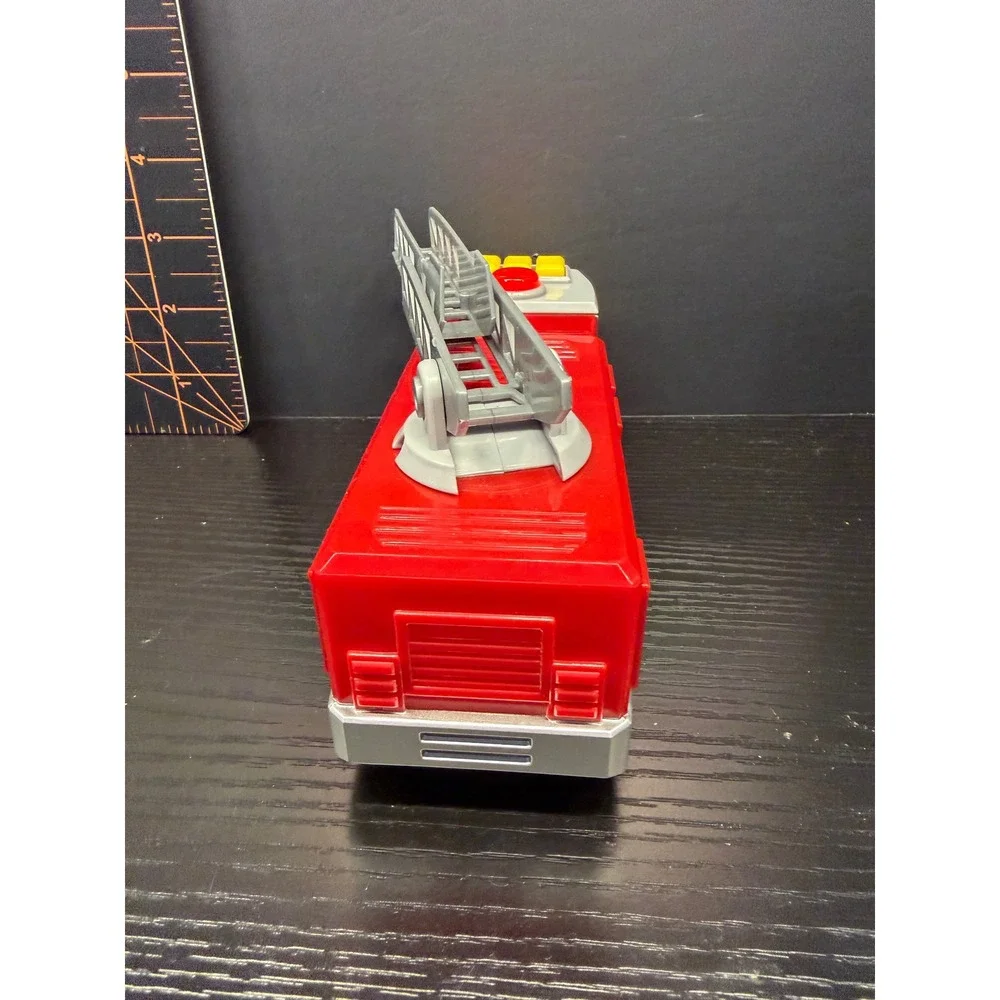 Tonka Mighty Fleet Fire Truck Red Silver Lights and Sounds Extending Ladder Toy
